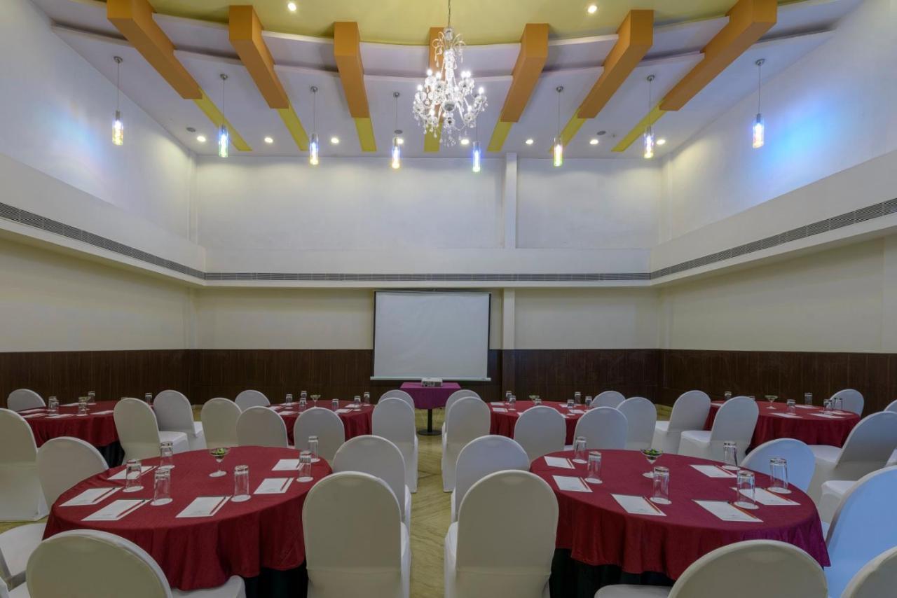 The Fern Residency - Yeshwanthpur Hotel Bangalore Exterior photo
